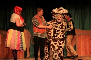 Wild West Act 1 (42)